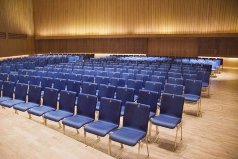 MSM Stuhl 3285 Sitzschale gepolstert Gestell Chrom im Saal in Brunkerhaus Linz